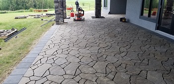 Courtyards and Patios-Carstairs
