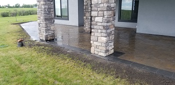 Courtyards and Patios-Carstairs