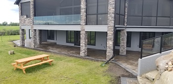 Courtyards and Patios-Carstairs